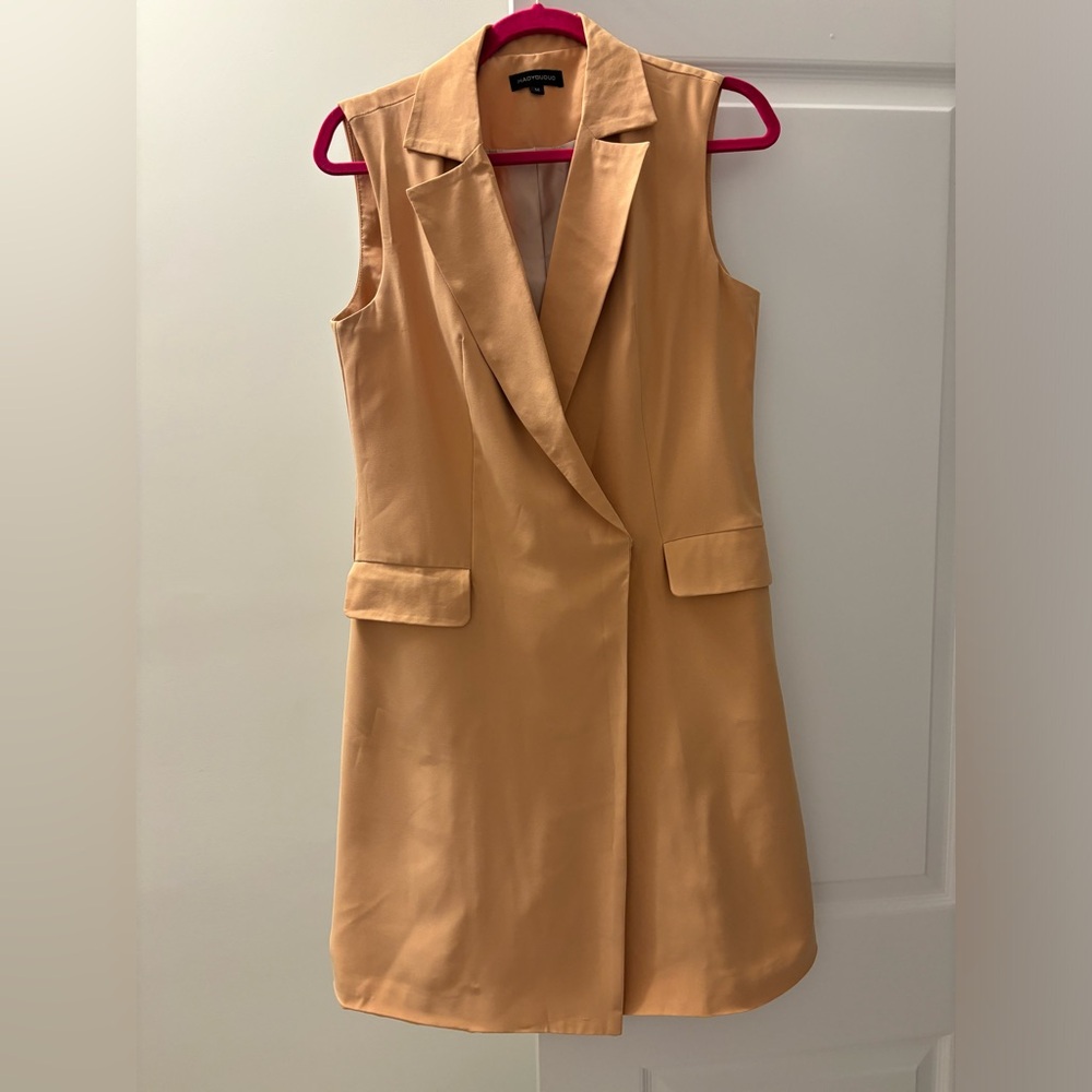 Dress vest worn once